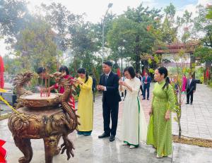 Hình nhỏ