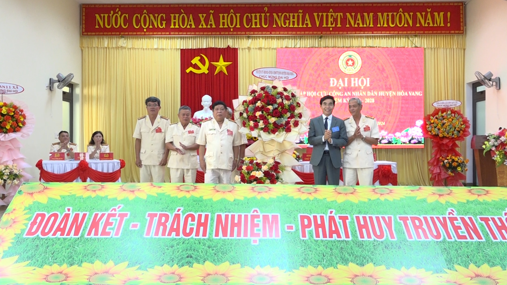 Hình nhỏ