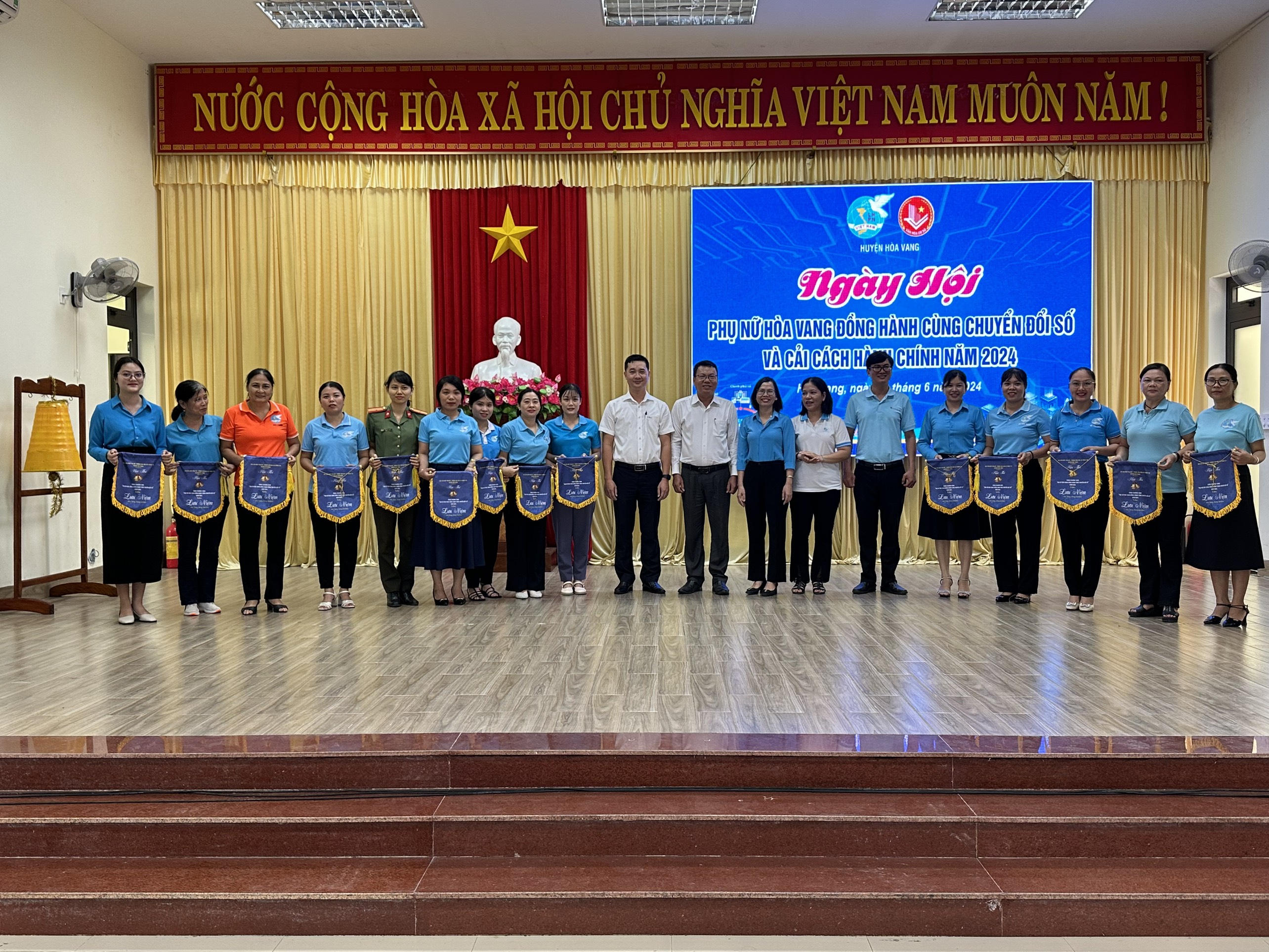 Hình nhỏ