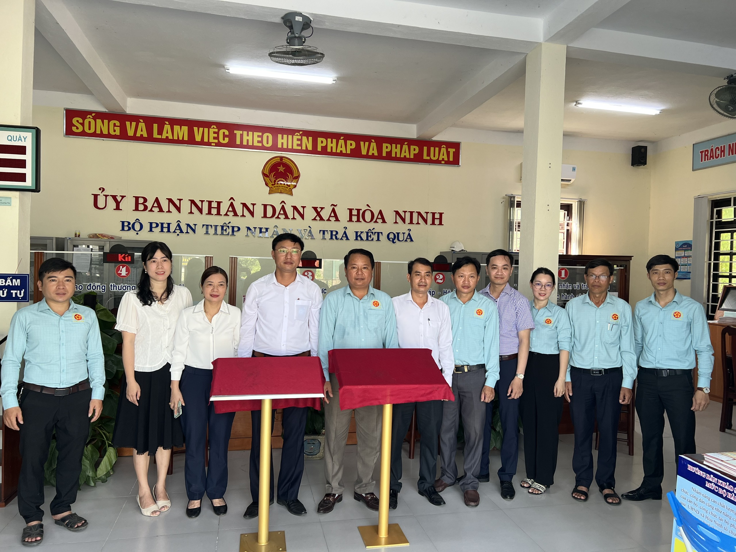 Hình nhỏ