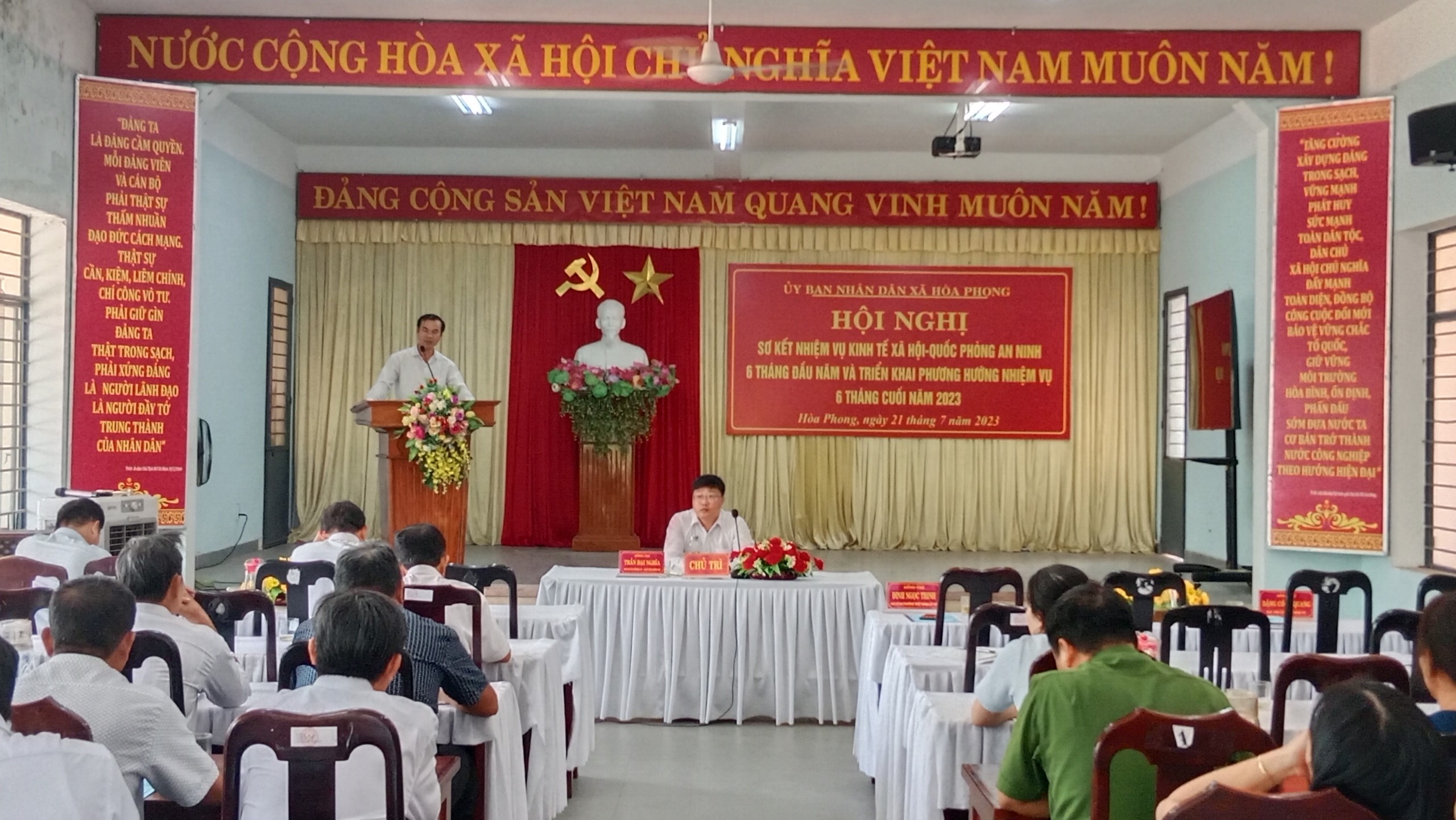 Hình nhỏ