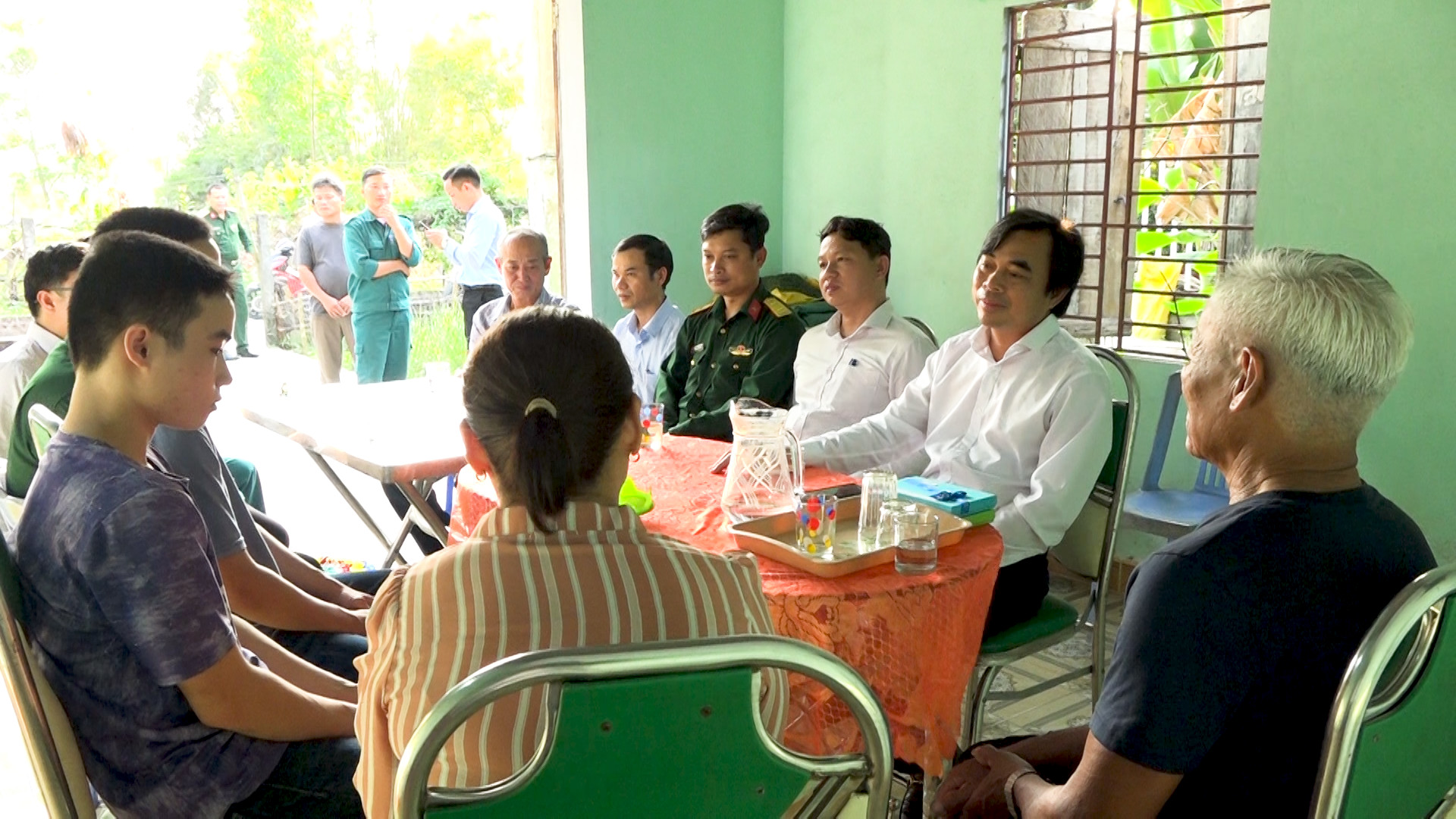 Hình nhỏ