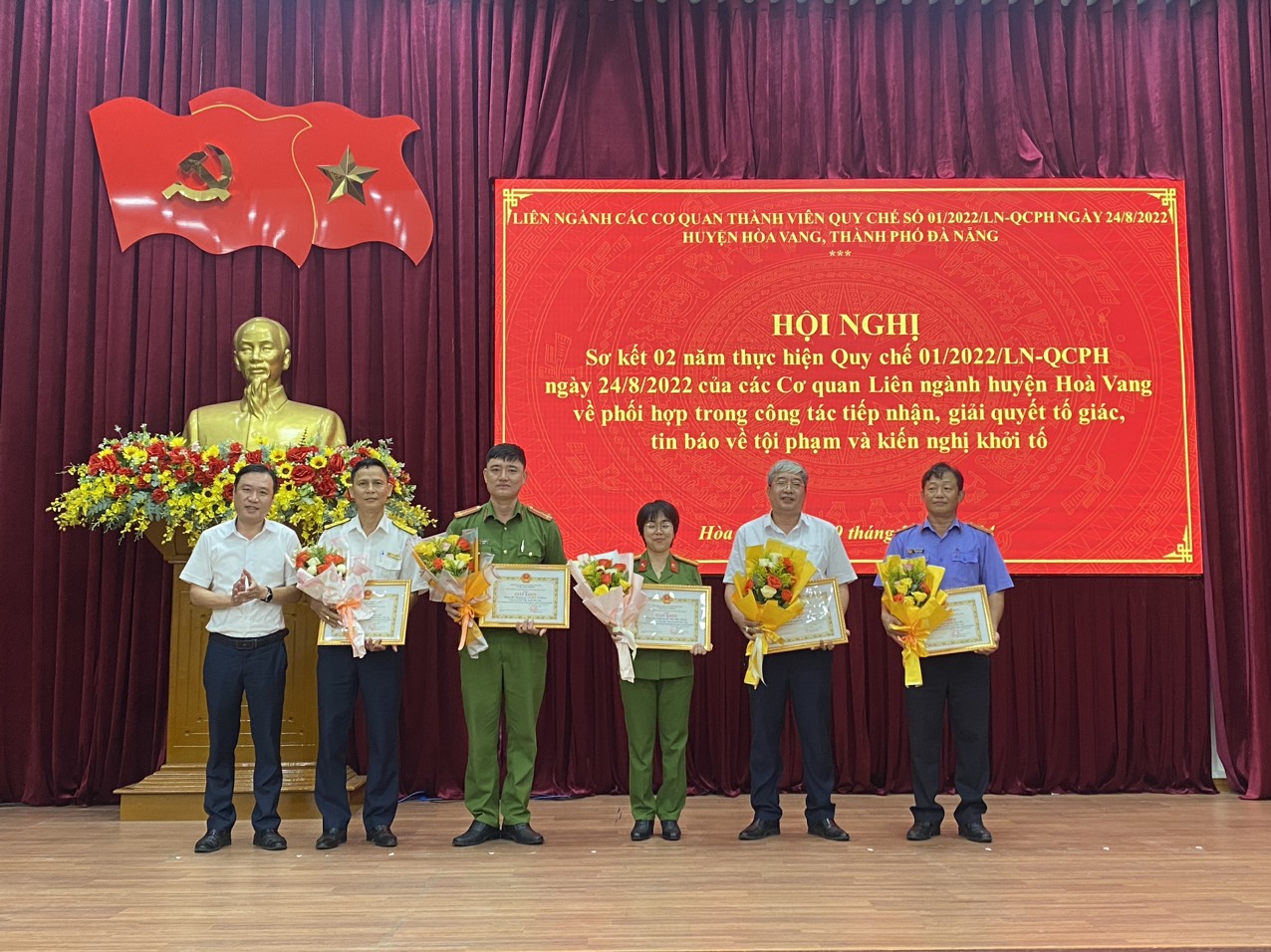 Hình nhỏ