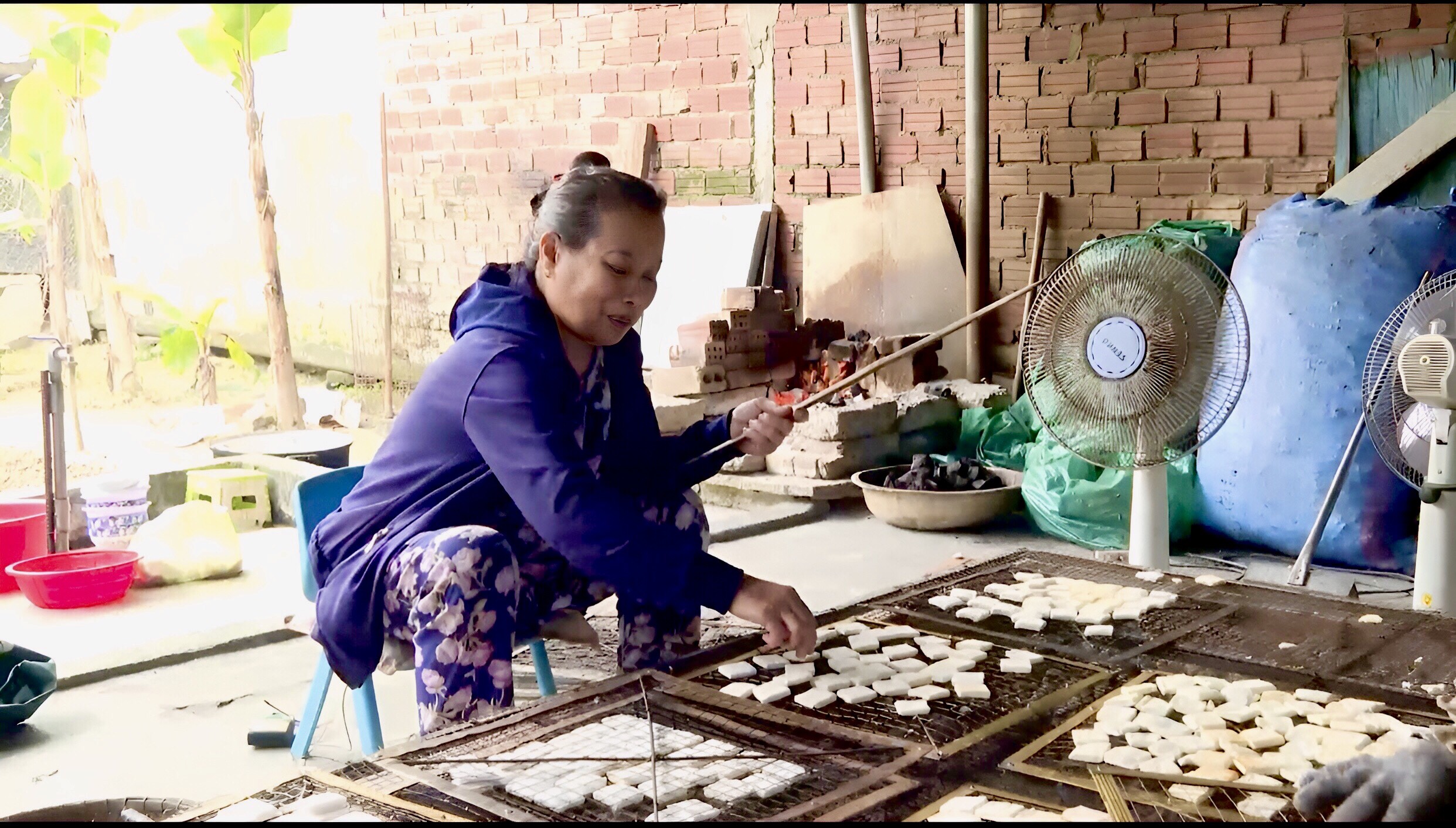 Hình nhỏ