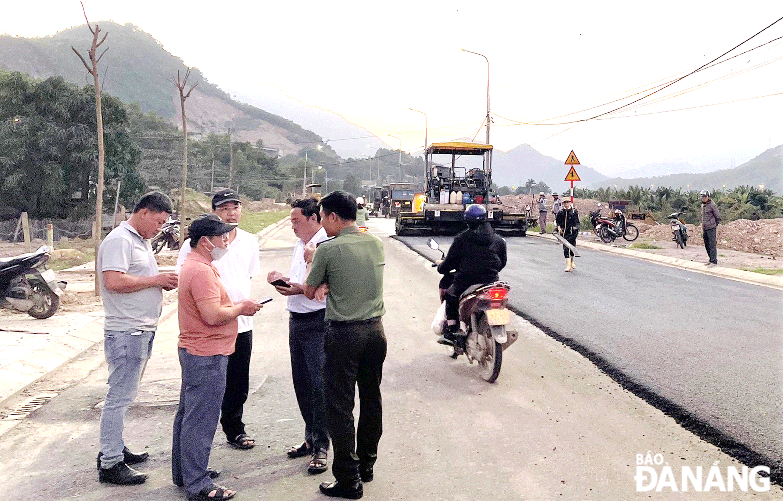 Hình nhỏ