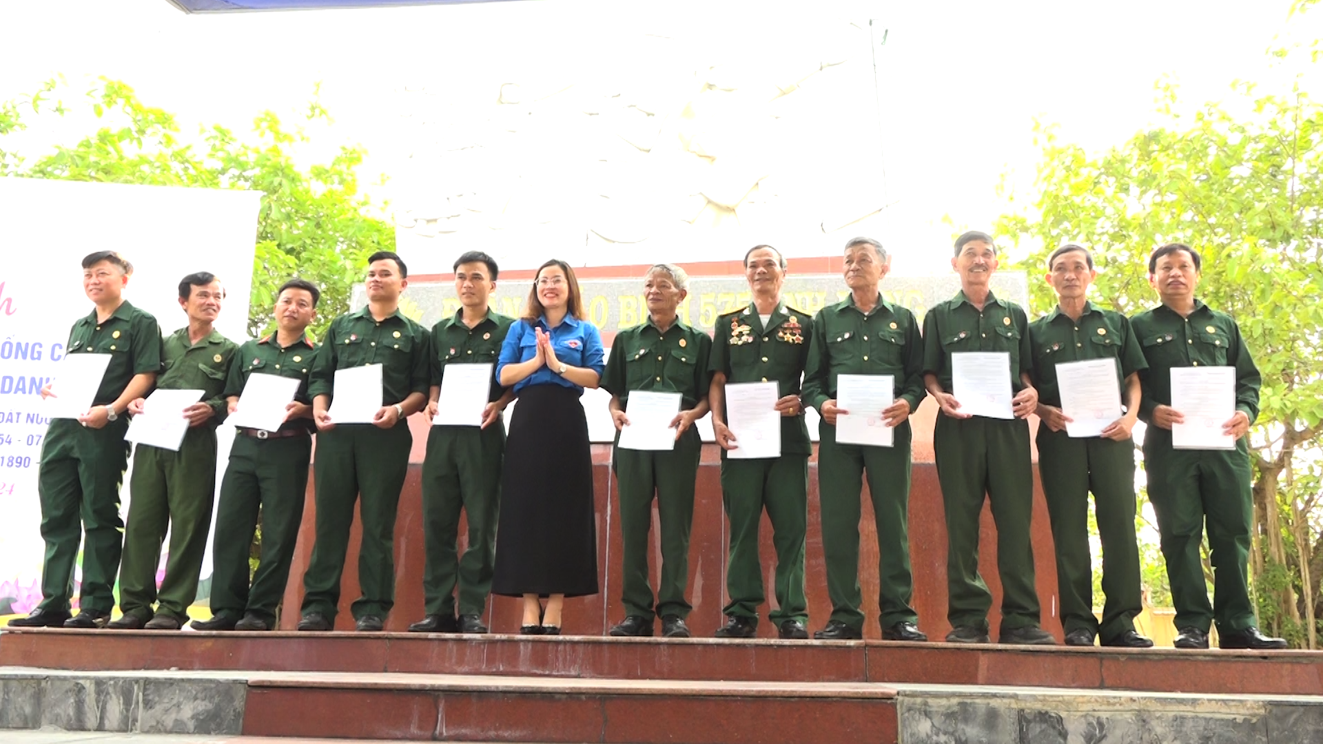 Hình nhỏ