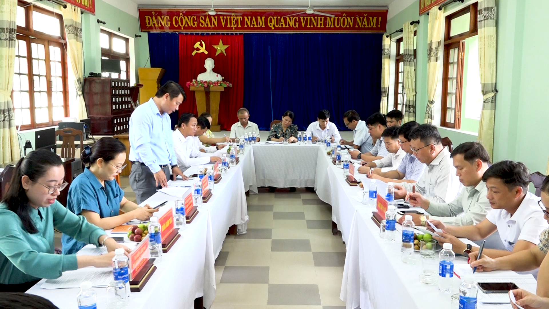Hình nhỏ