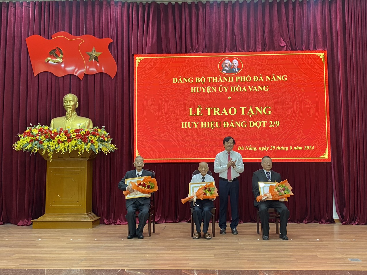Hình nhỏ