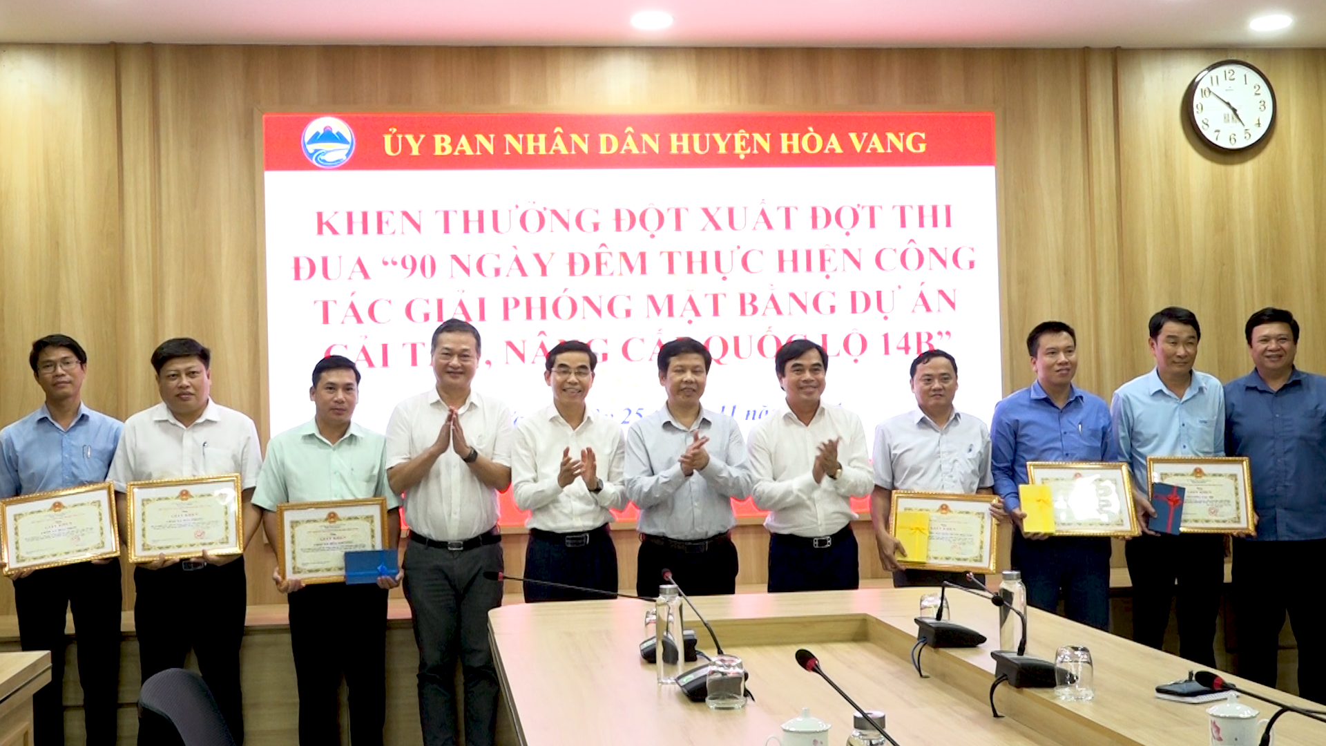 Hình nhỏ