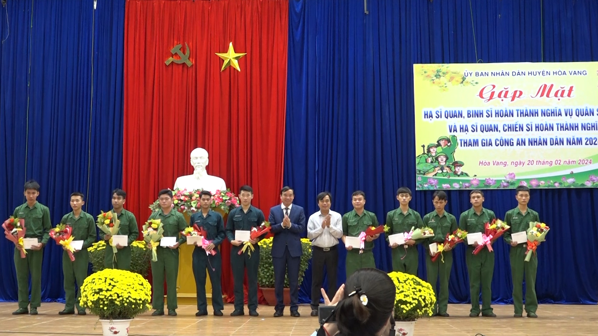 Hình nhỏ
