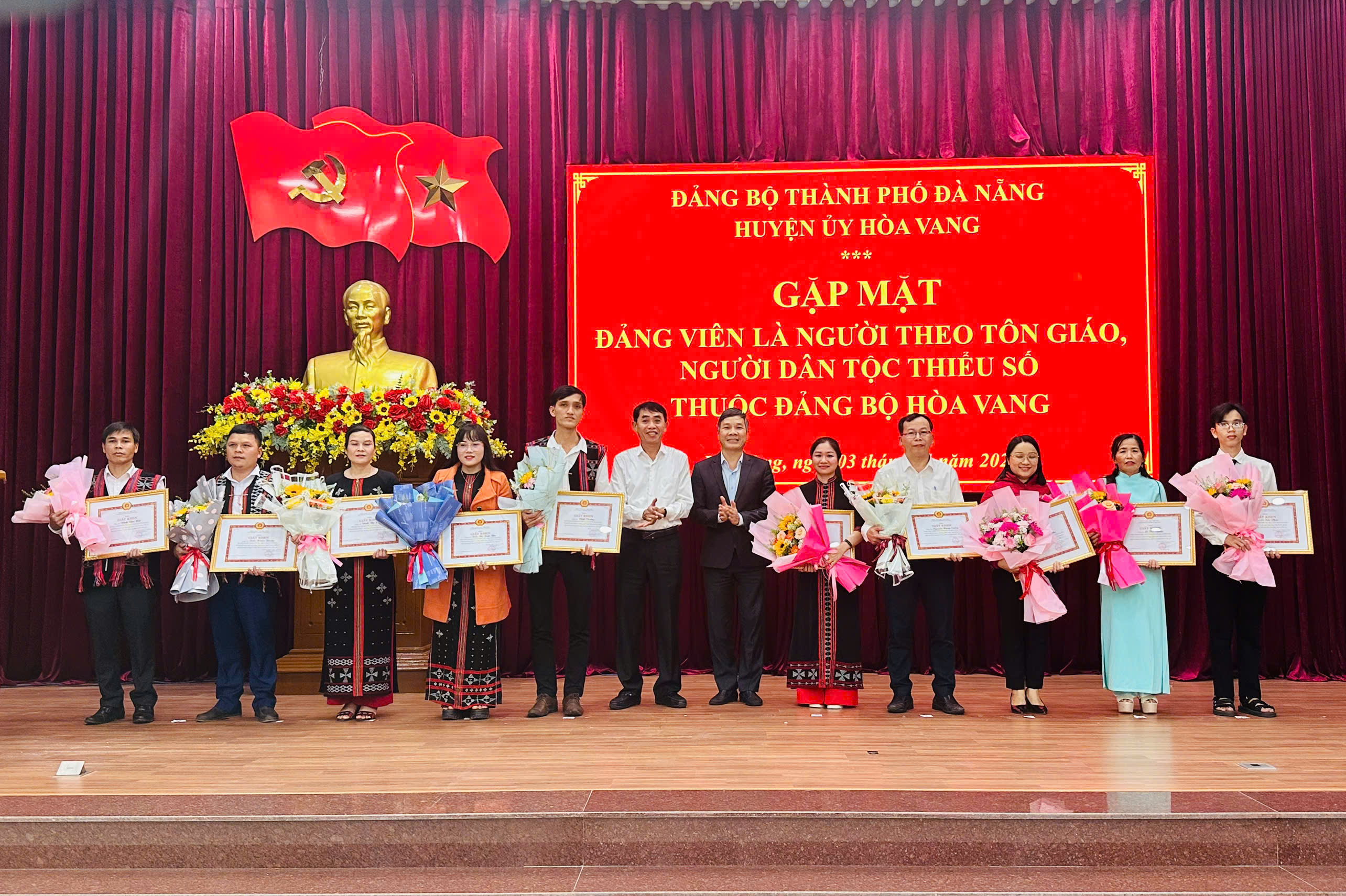 Hình nhỏ