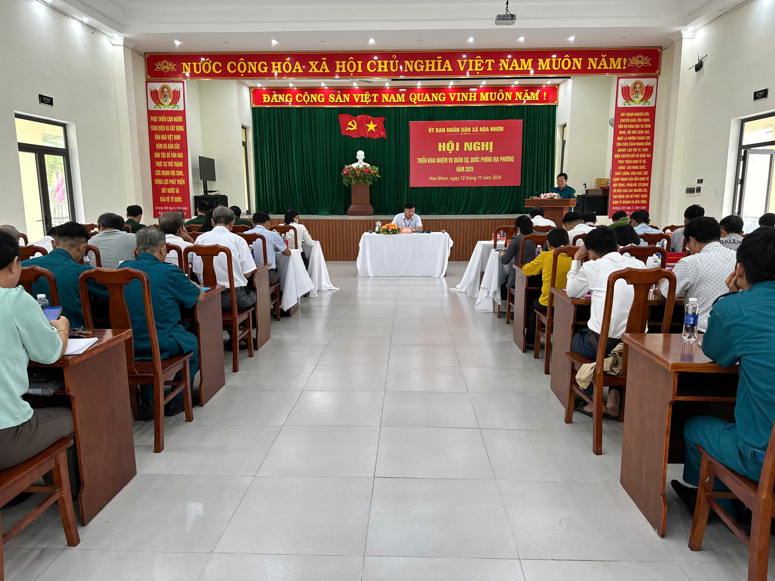 Hình nhỏ