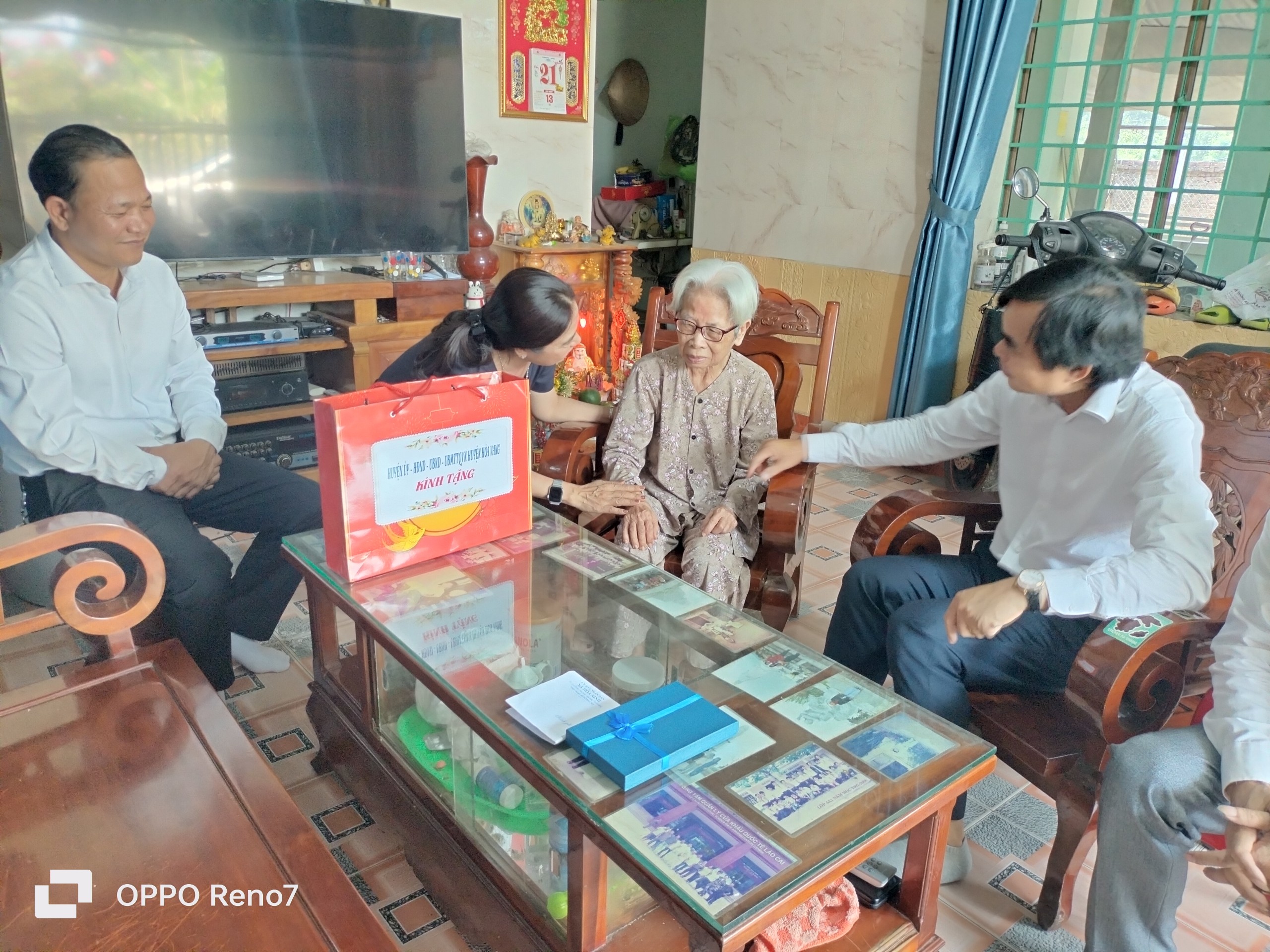Hình nhỏ
