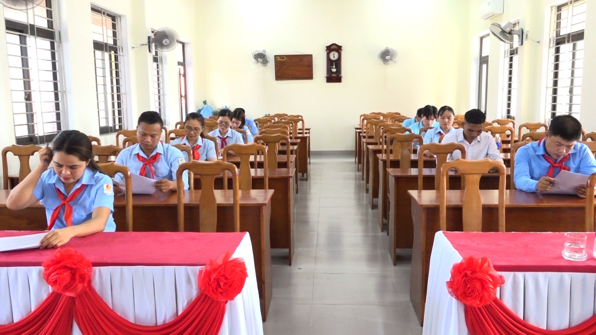 Hình nhỏ