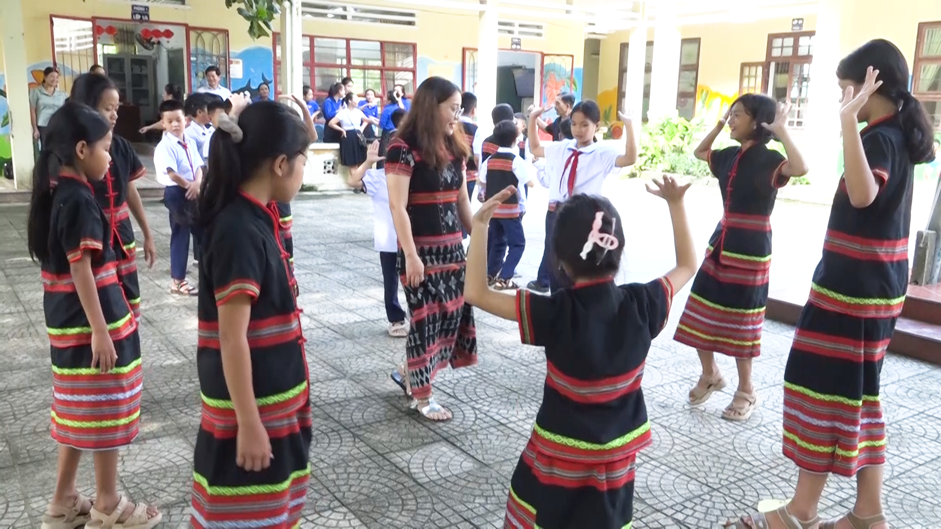 Hình nhỏ