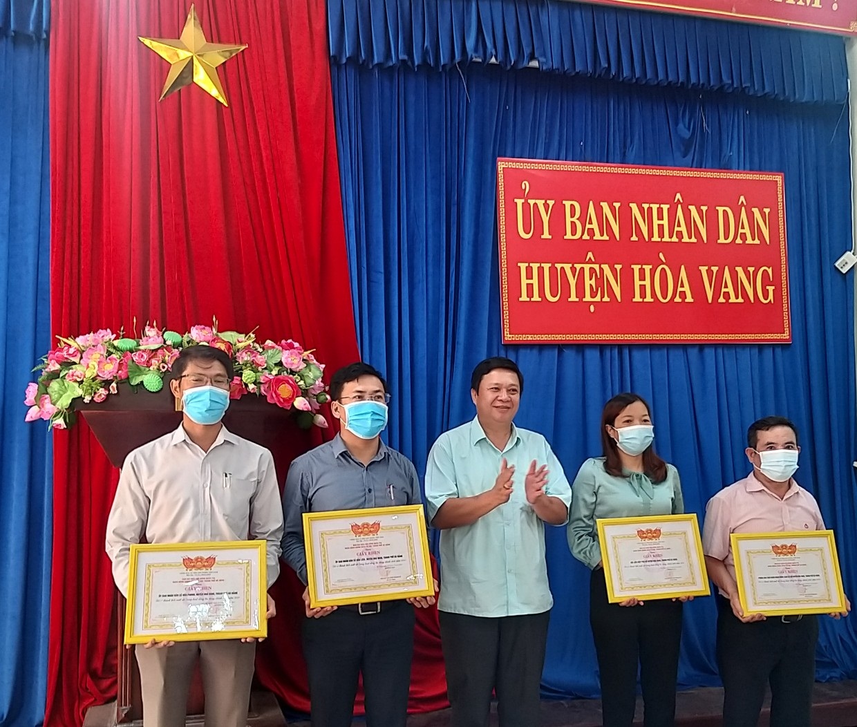 Hình nhỏ
