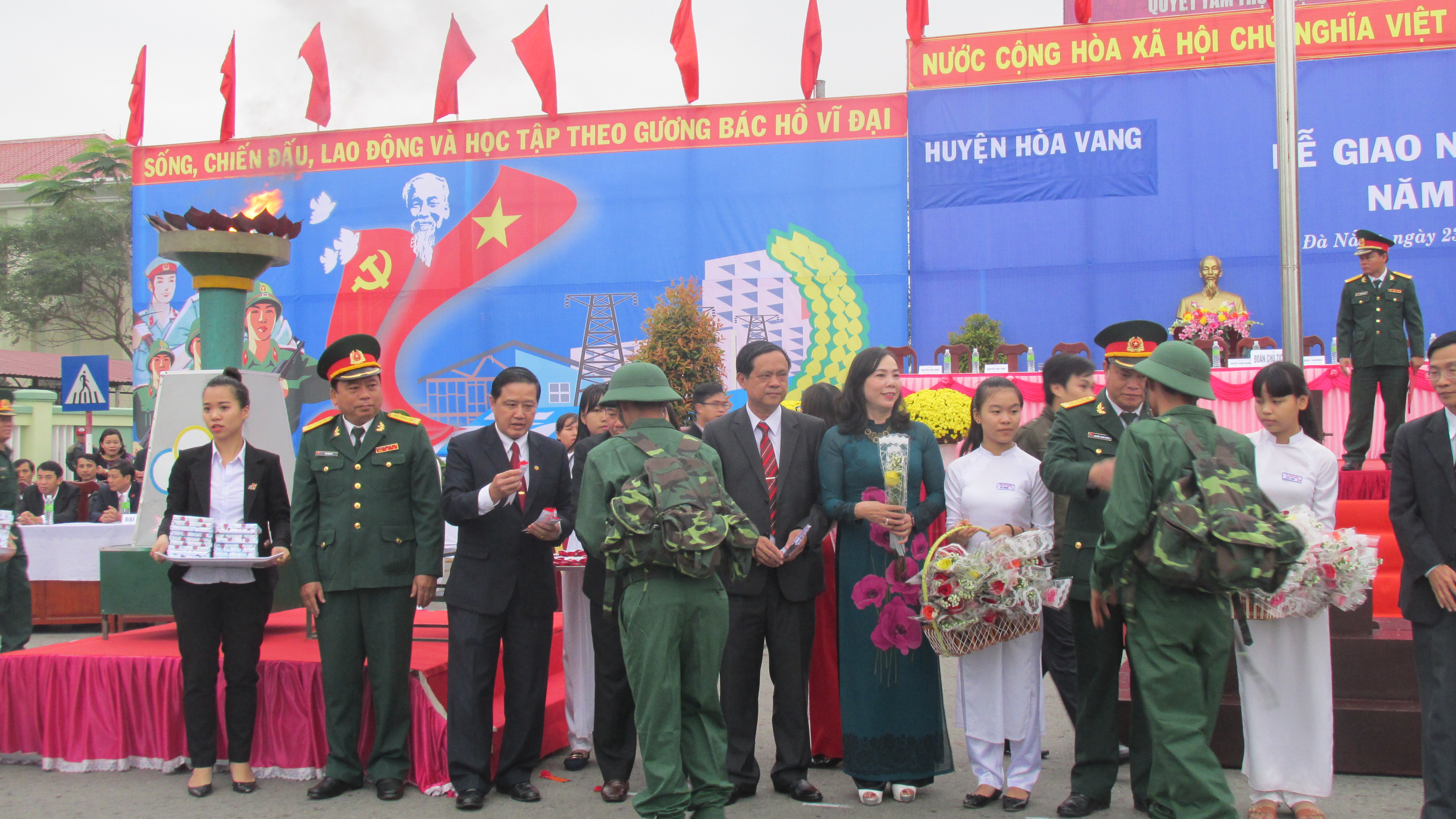 Hình nhỏ