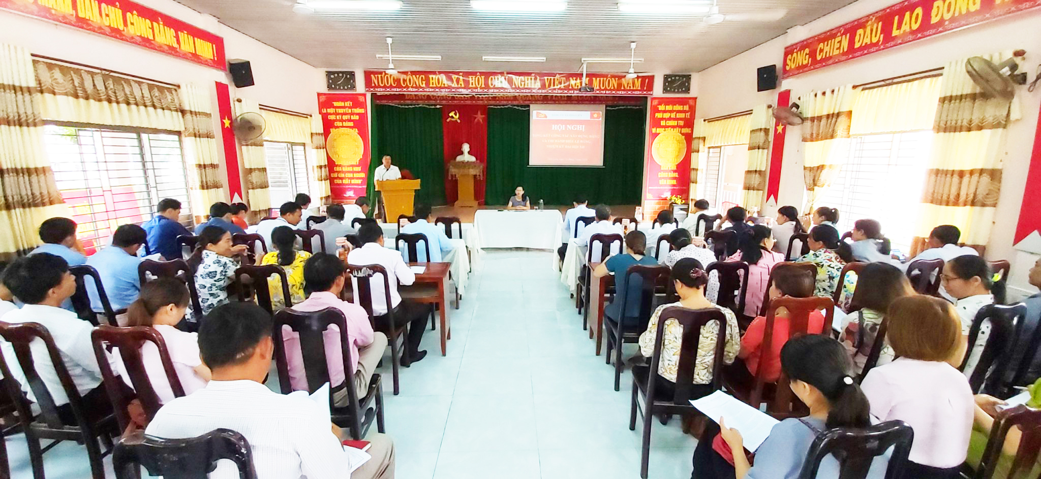 Hình nhỏ