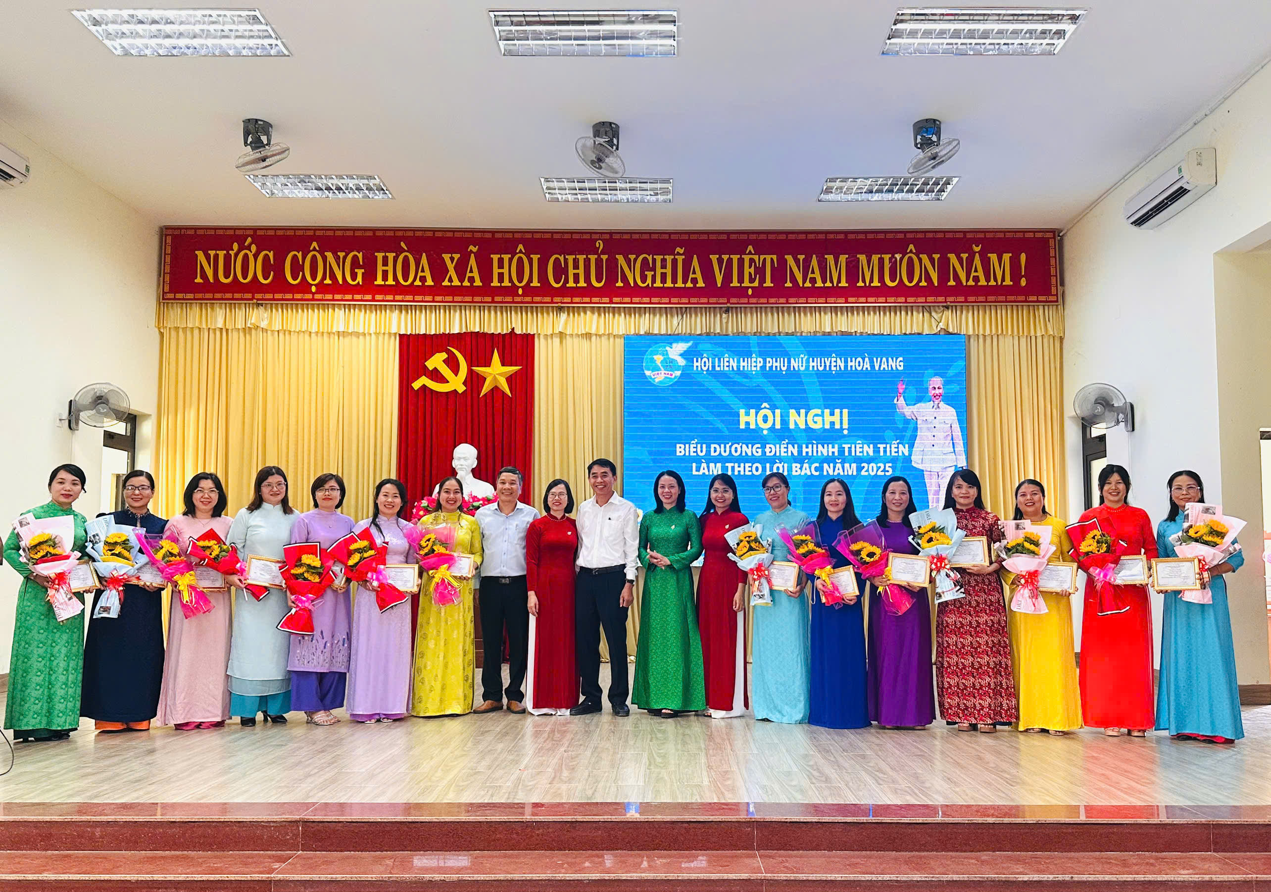 Hình nhỏ