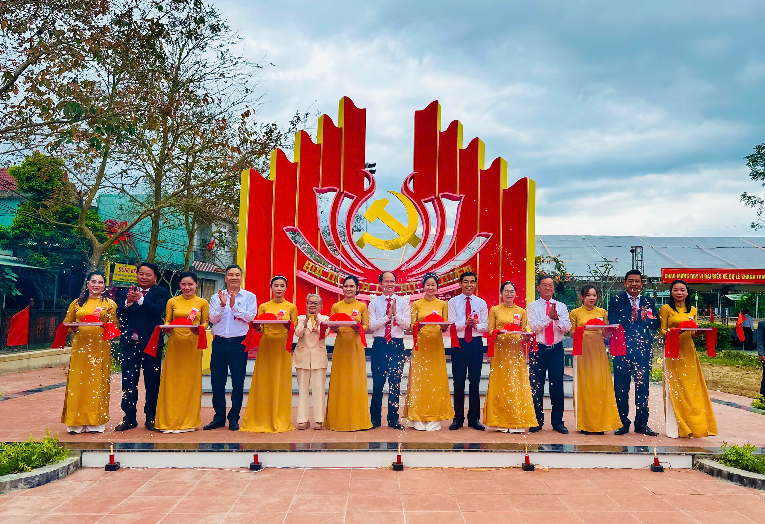 Hình nhỏ