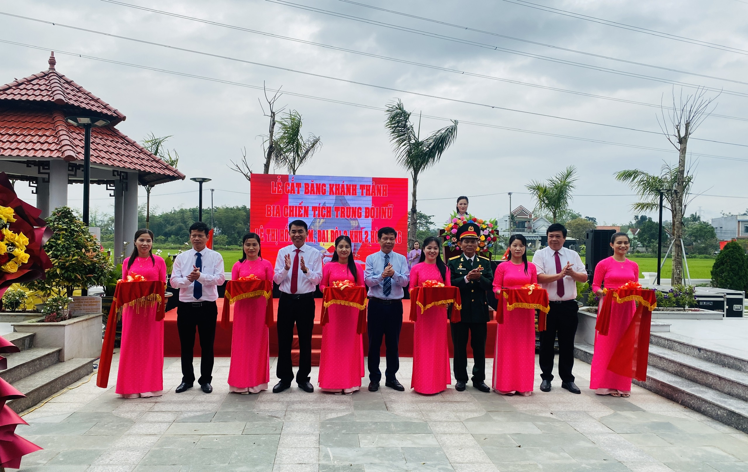 Hình nhỏ