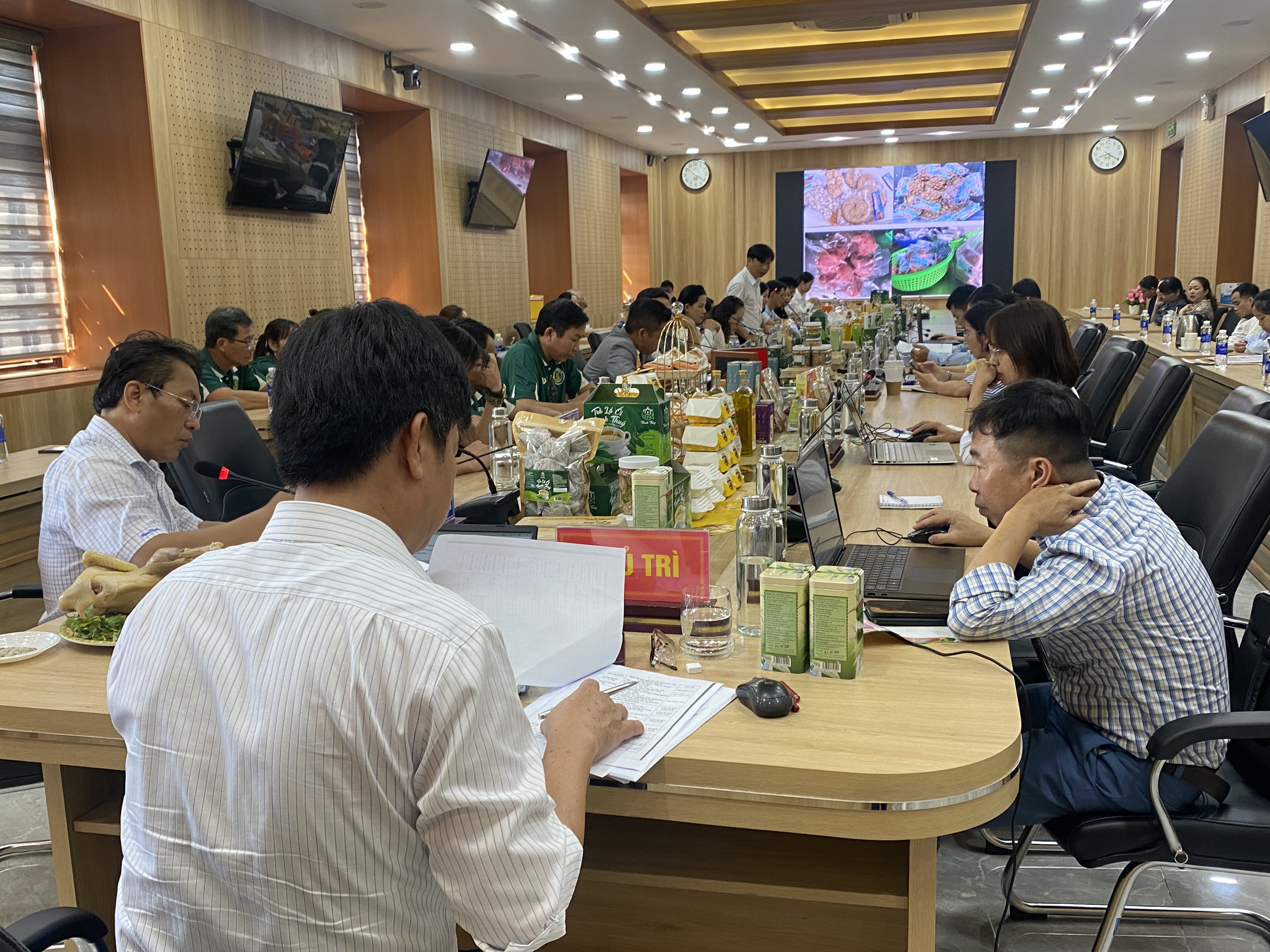 Hòa Vang đánh giá, thẩm định các sản phẩm OCOP 2025