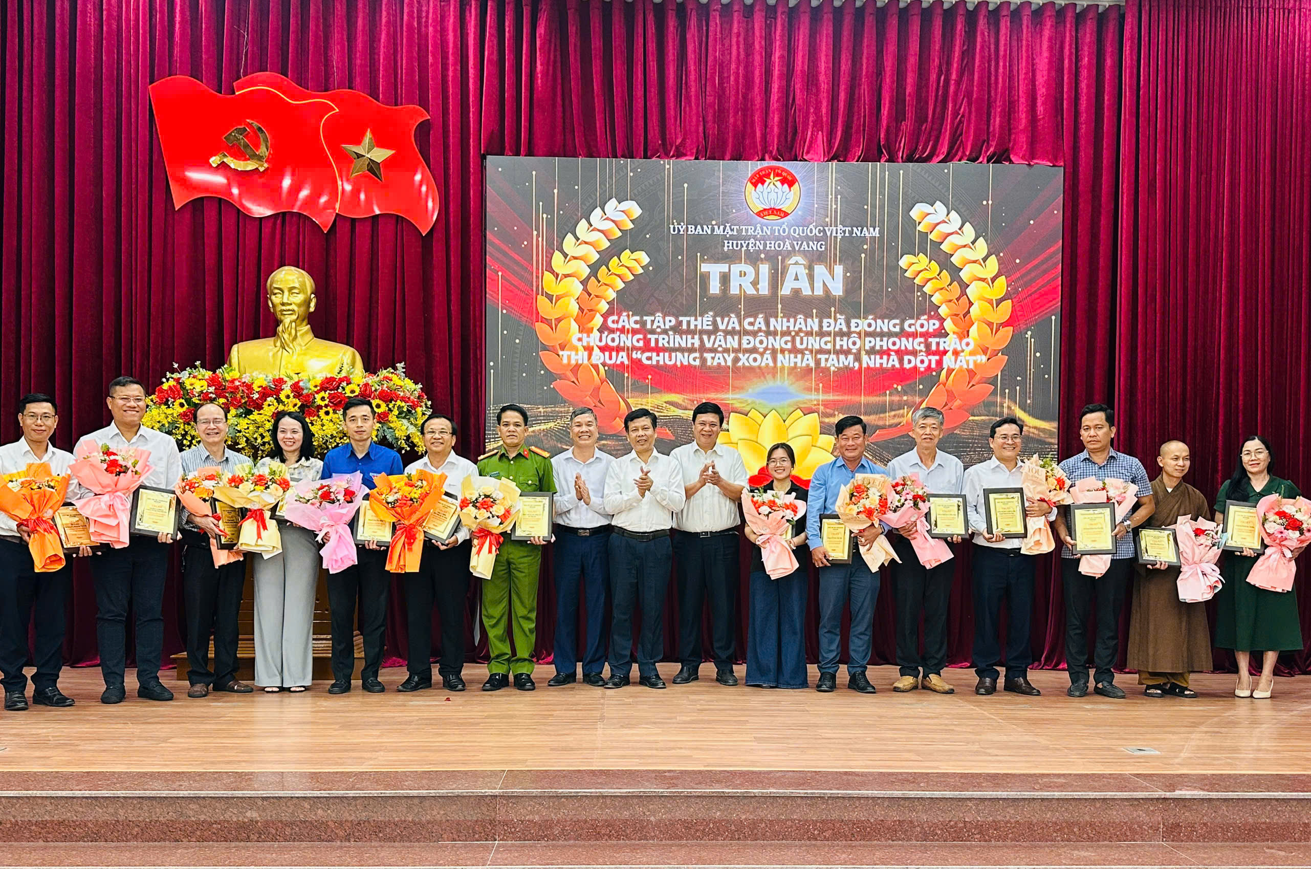 Hòa Vang tổng kết Chương trình vận động ủng hộ phong trào thi đua: “Chung tay xóa nhà tạm, nhà dột nát” năm 2025