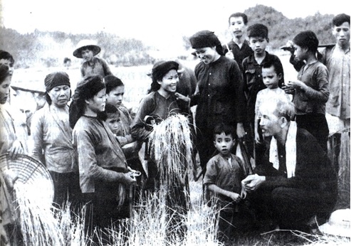 “CHI BỘ TRƯỜNG TIỂU HỌC HOÀ NINH – DÂN VẬN KHÉO TỪ NHỮNG VIỆC NHỎ”