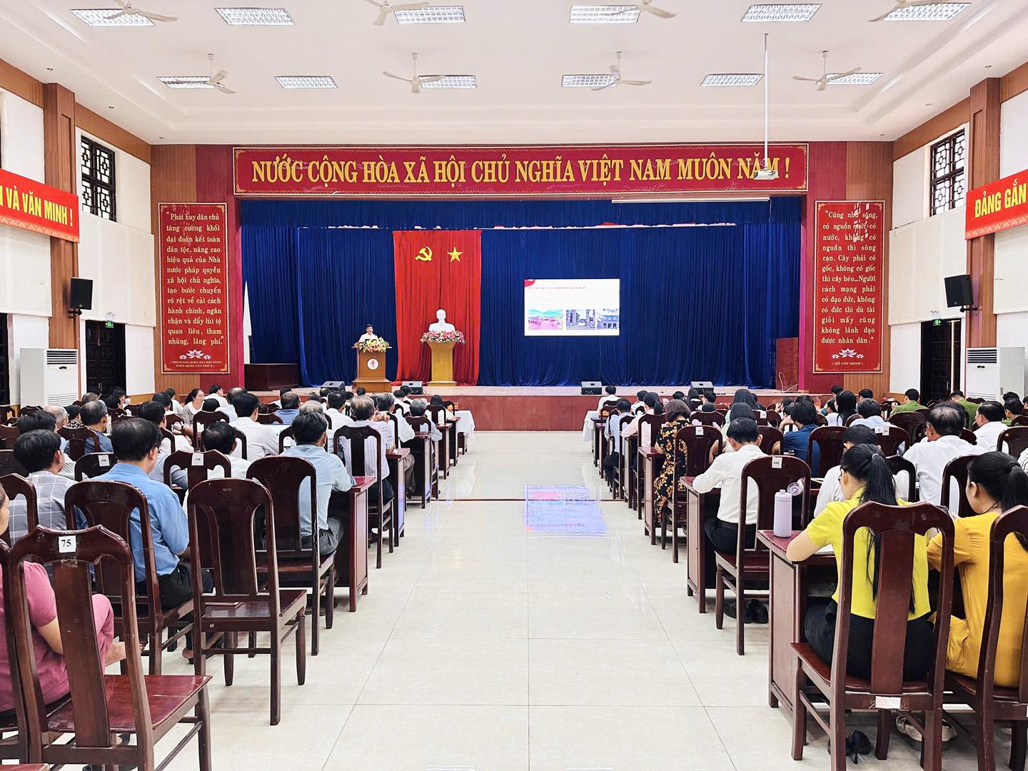 Đảng ủy xã Hòa Vang tổ chức Hội nghị quán triệt, triển khai Nghị quyết Đại hội Đảng bộ xã lần thứ I, nhiệm kỳ 2025-2030