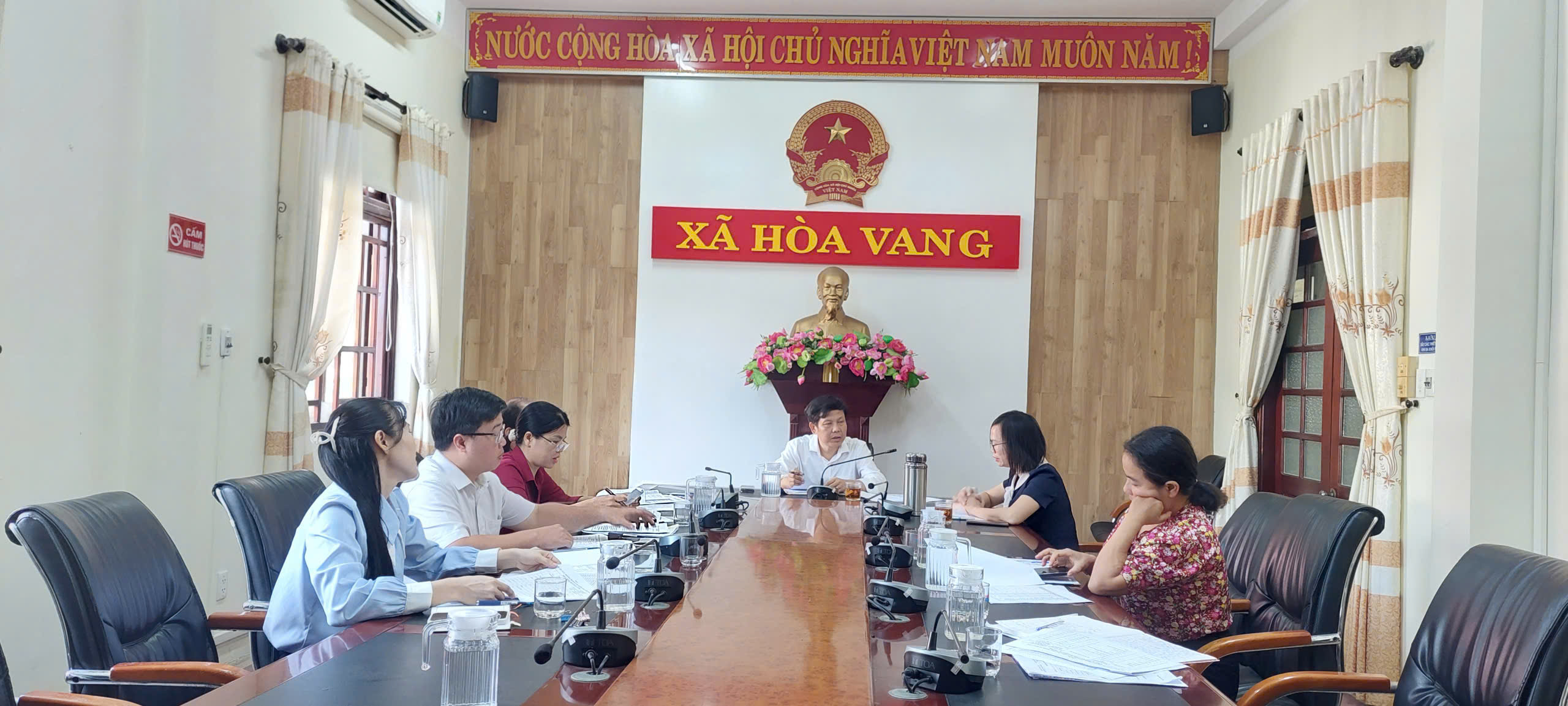 HỘI ĐỒNG NHÂN DÂN XÃ HÒA VANG HỌP TRIỂN KHAI CÔNG TÁC BẦU CỬ ĐẠI BIỂU QUỐC HỘI KHÓA XVI VÀ ĐẠI BIỂU HĐND CÁC CẤP NHIỆM KỲ 2026 - 2031