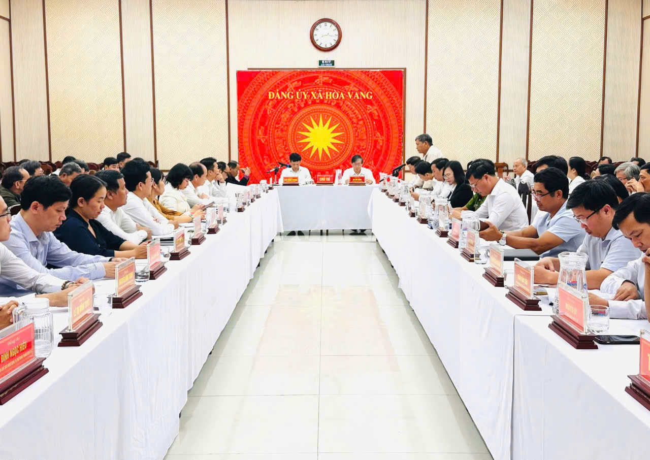 TỌA ĐÀM “TỰ HÀO 80 NĂM ĐẢNG BỘ HUYỆN HÒA VANG - NIỀM TIN VÀ KHÁT VỌNG MỚI”.