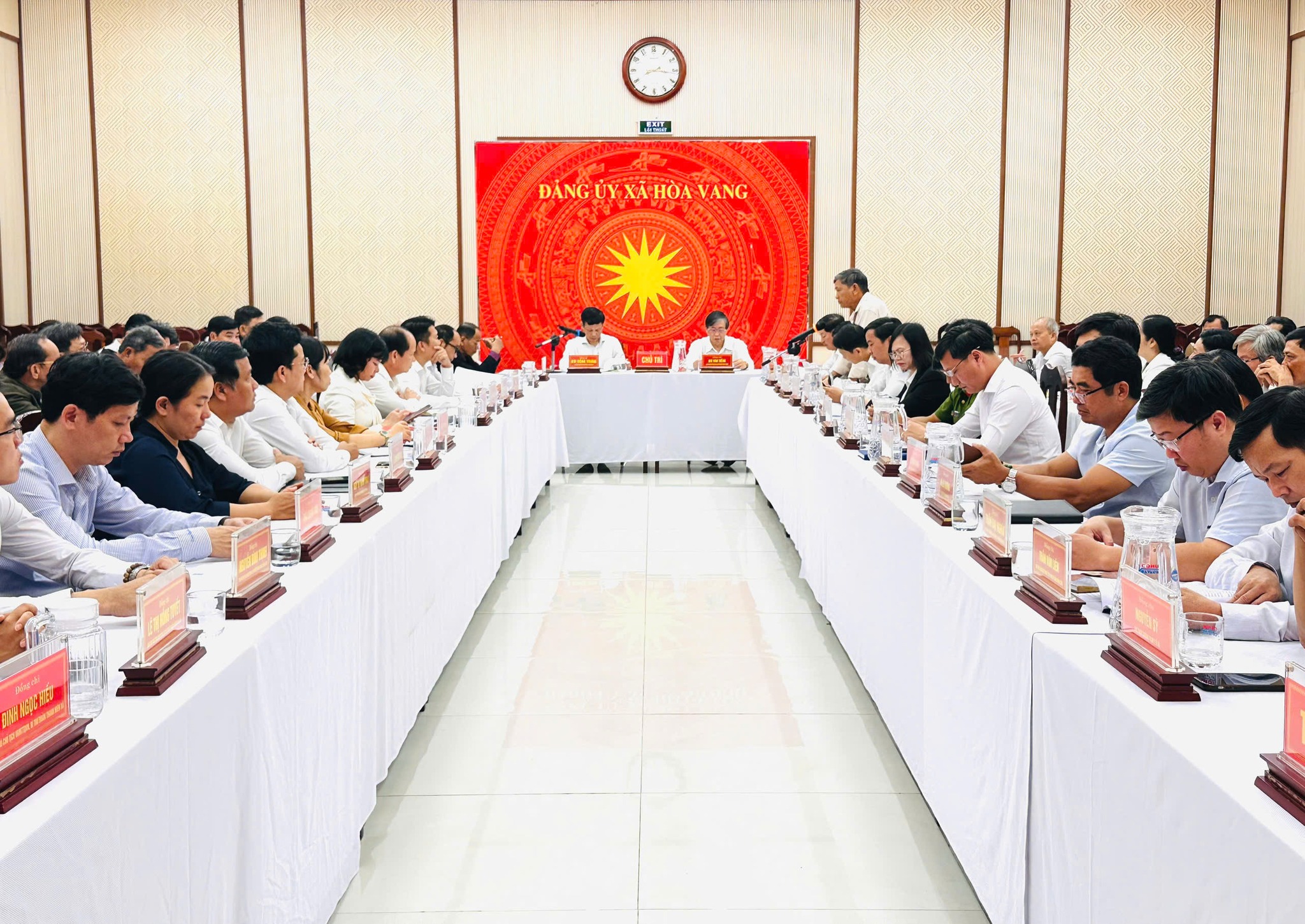 TỌA ĐÀM “TỰ HÀO 80 NĂM ĐẢNG BỘ HUYỆN HÒA VANG - NIỀM TIN VÀ KHÁT VỌNG MỚI”.