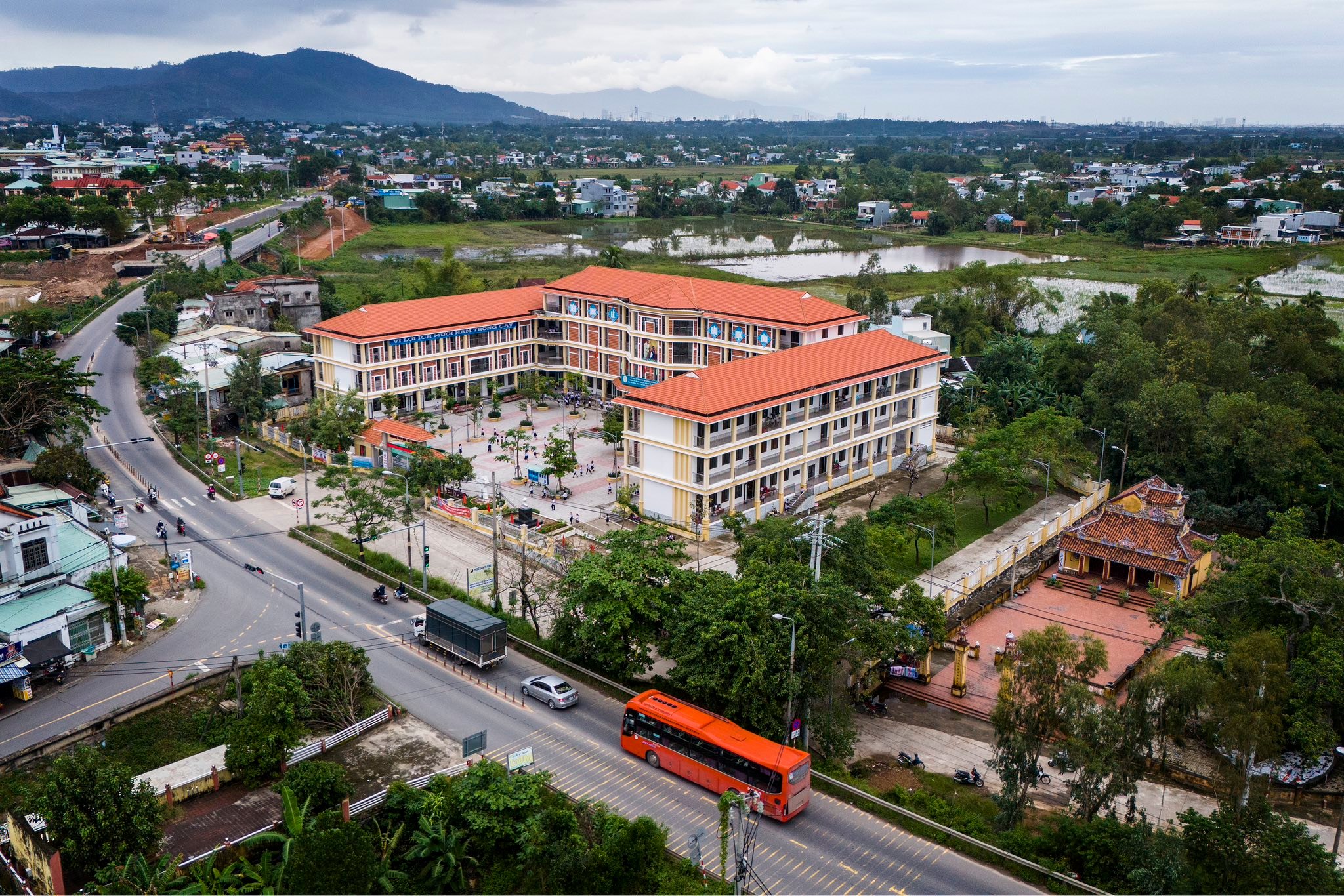 Hình nhỏ