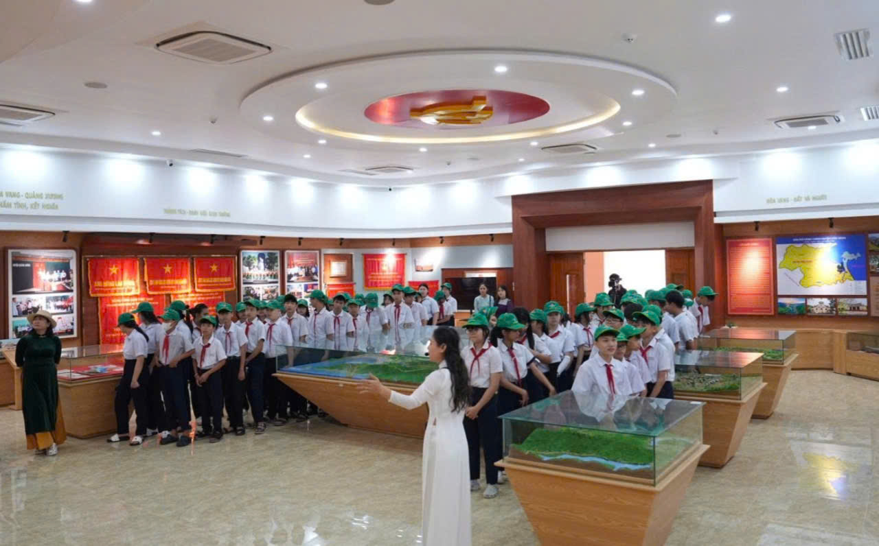 Hình nhỏ