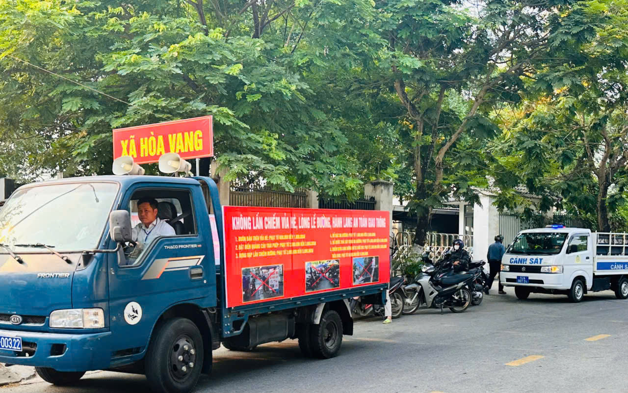 Hình nhỏ