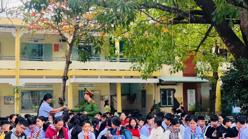 Hình nhỏ