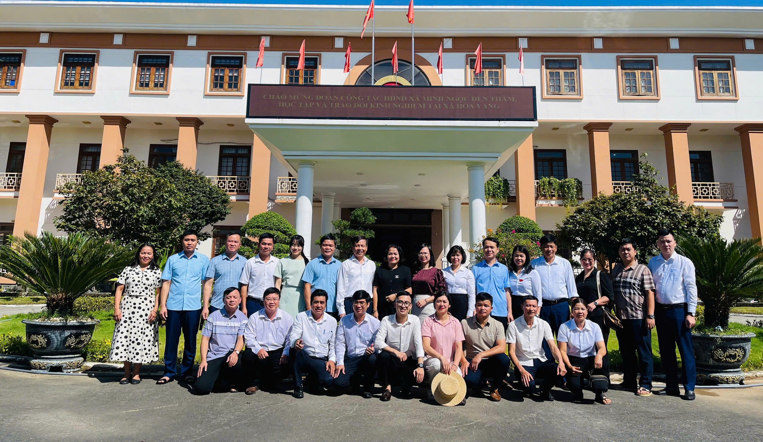 Hình nhỏ