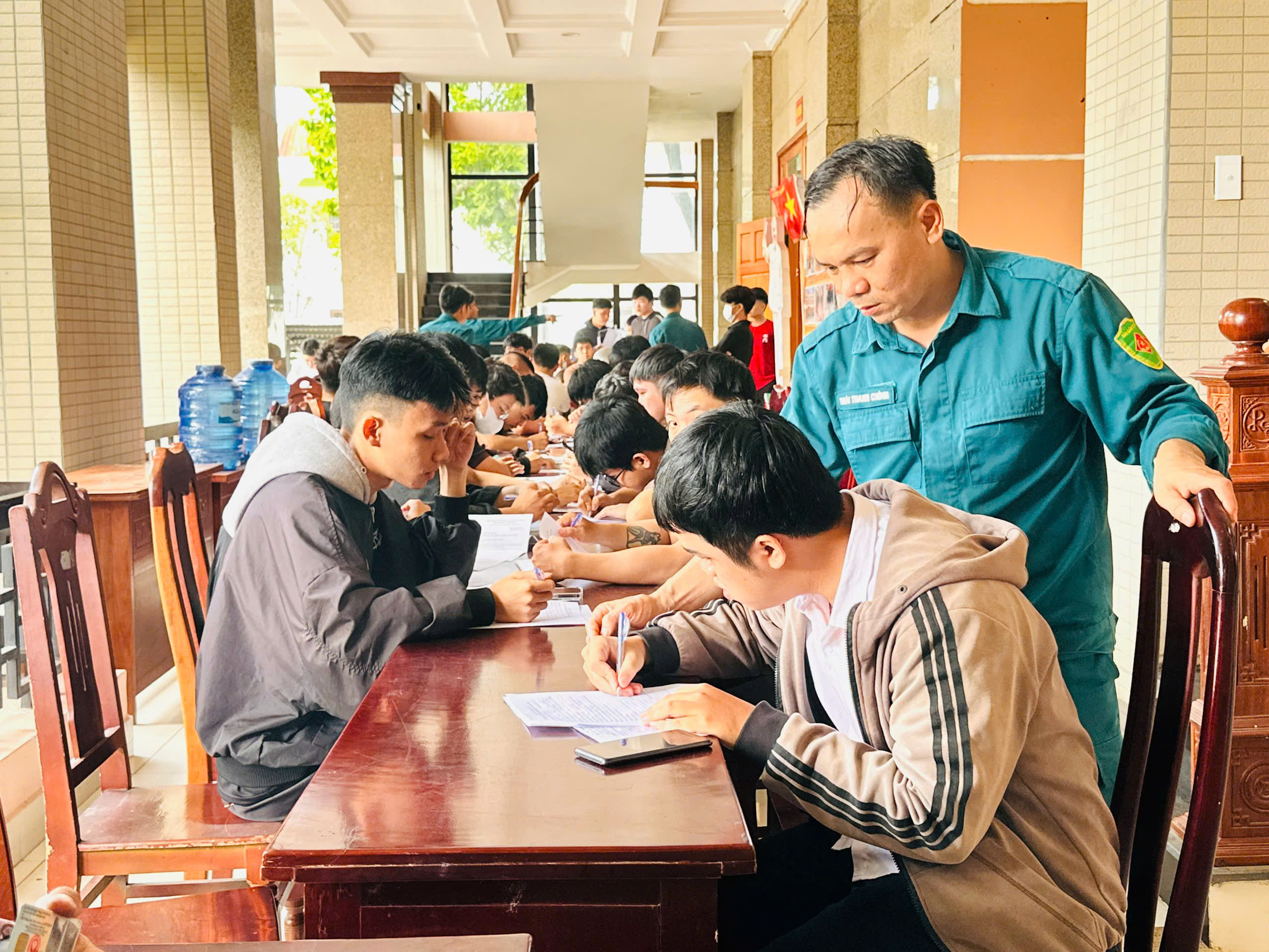 Hình nhỏ