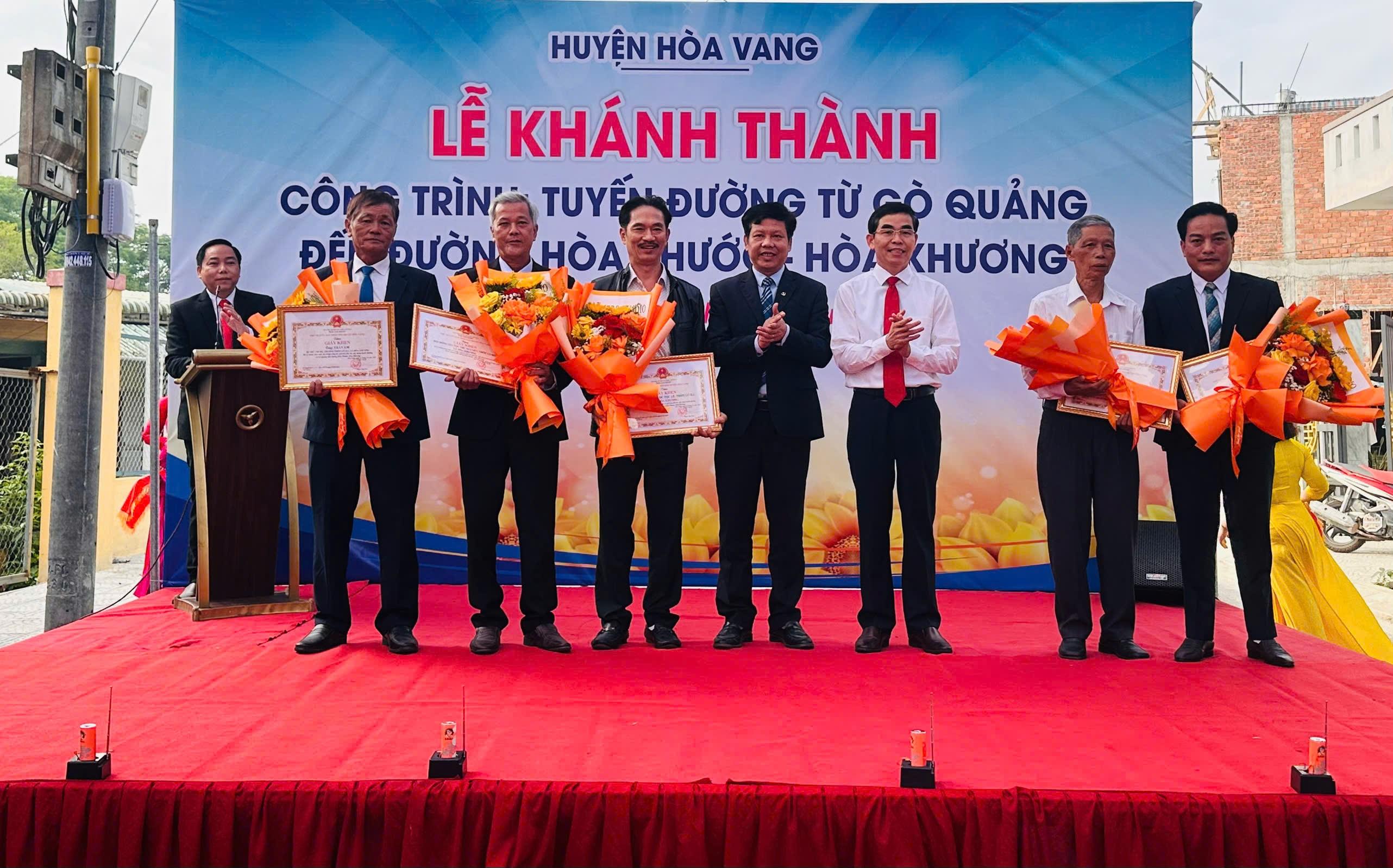 Hình nhỏ