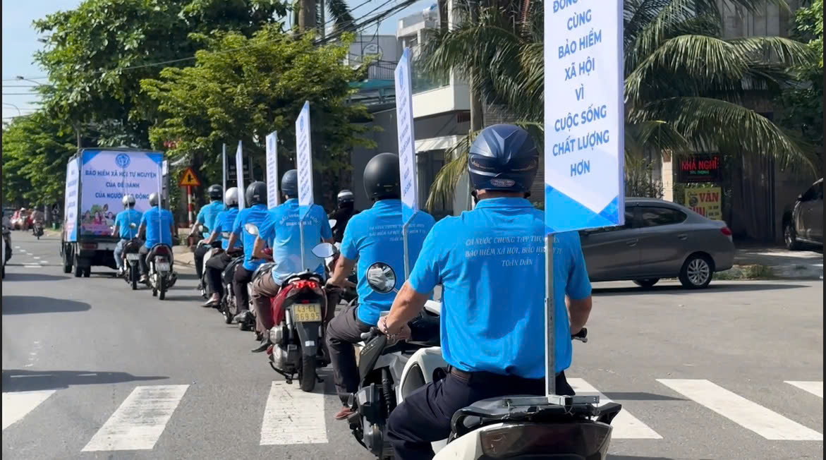 Bảo hiểm xã hội liên huyện Cẩm Lệ- Hòa Vang tuyên truyền chính sách BHXH, BHYT