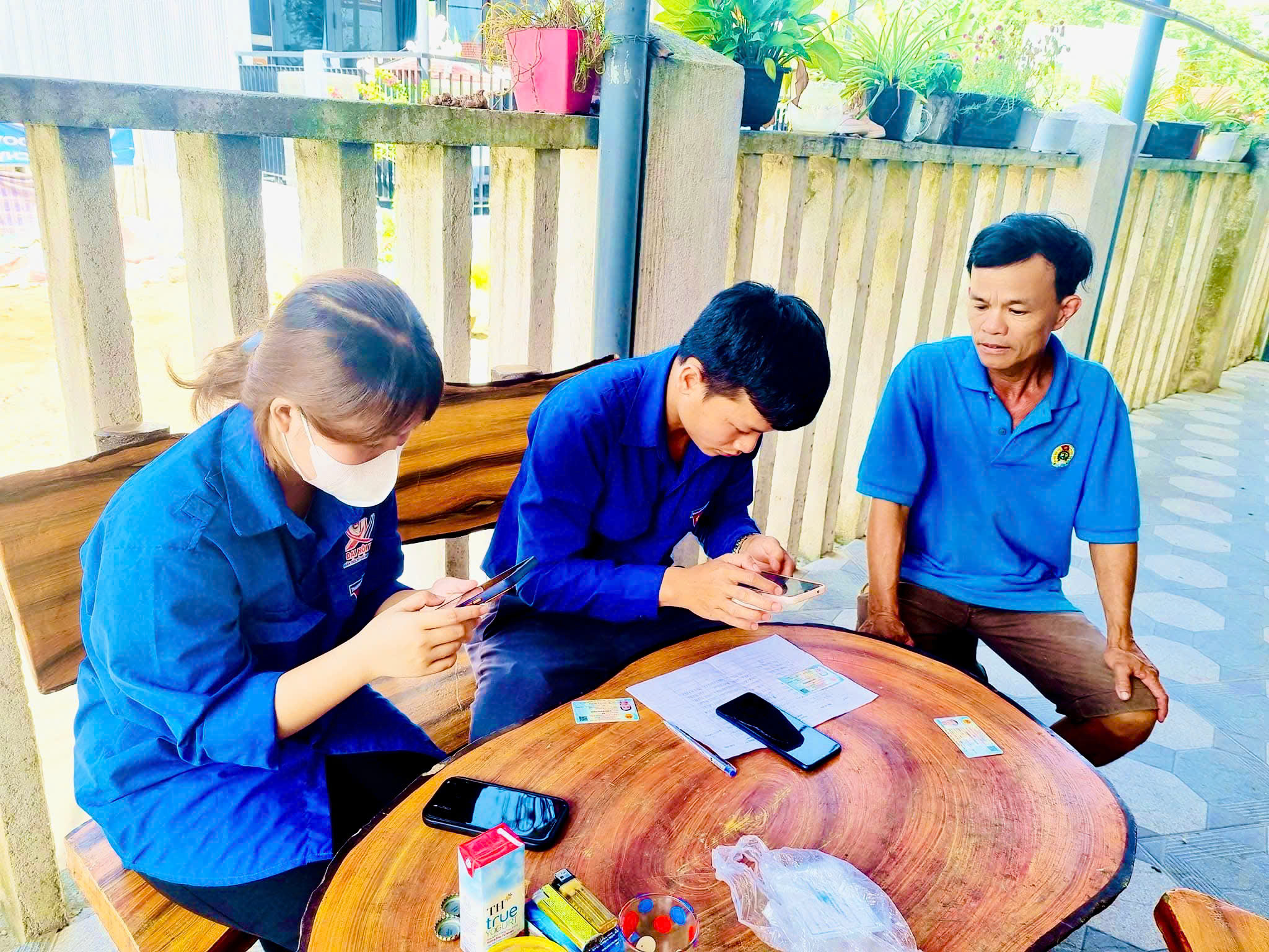 TUỔI TRẺ HÒA VANG CÙNG NHÂN DÂN TIẾN VÀO THỜI ĐẠI SỐ